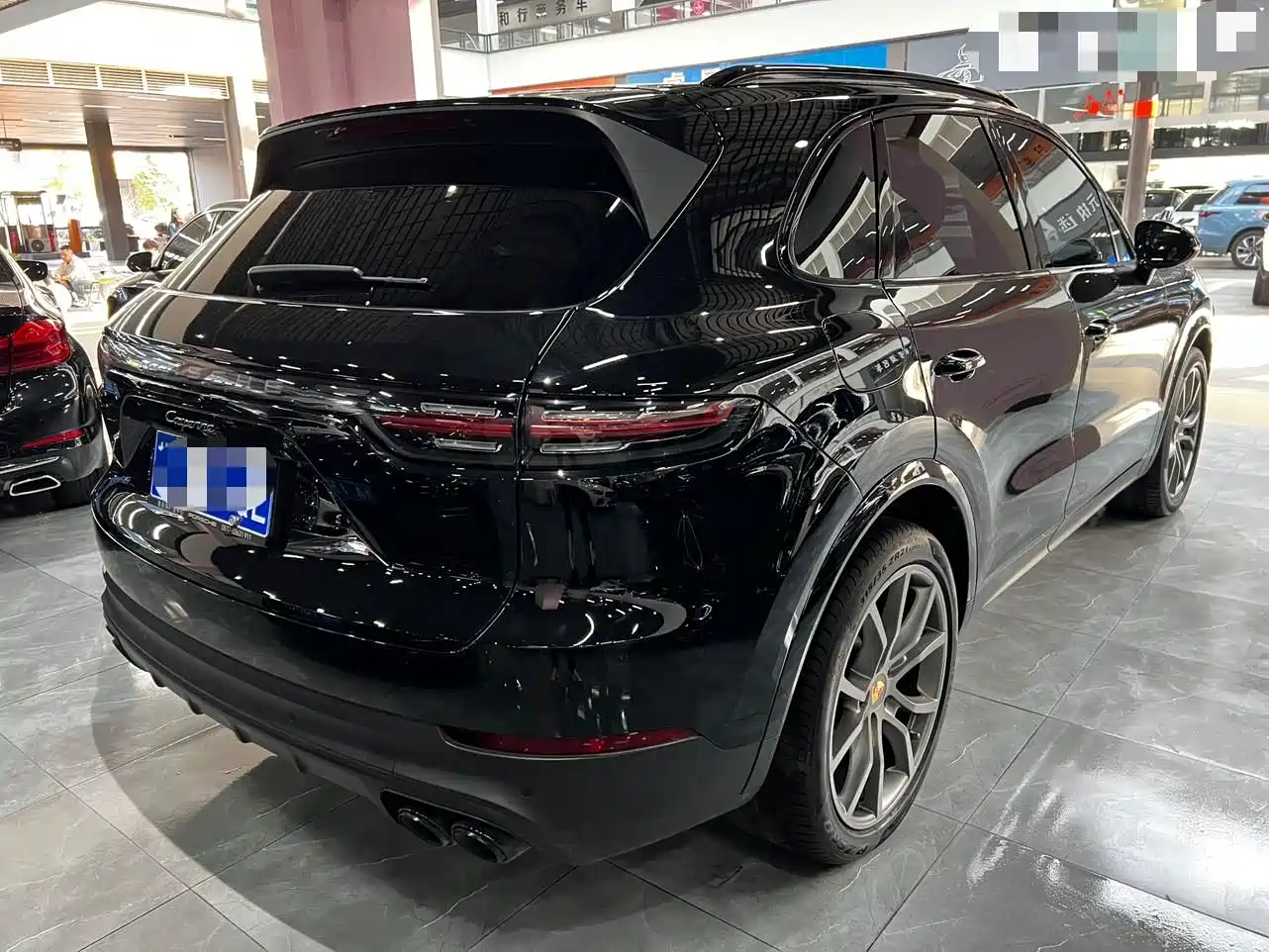 Porsche Cayenne 2023 Cayenne 3.0T Platinum Edition фото 21