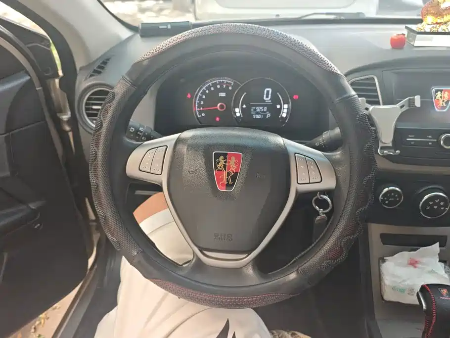Roewe 350 2014 2014 1.5L Automatic Joy Edition