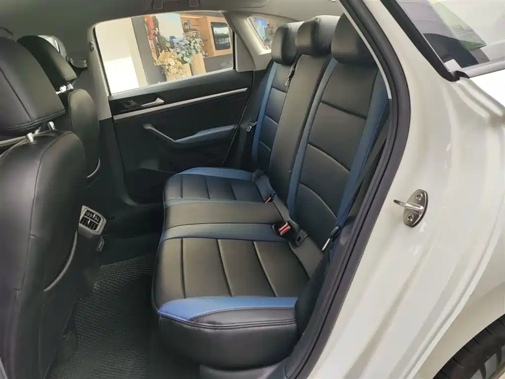 Volkswagen Lavida 2024 Model 1.5L Automatic Delight Edition фото 17