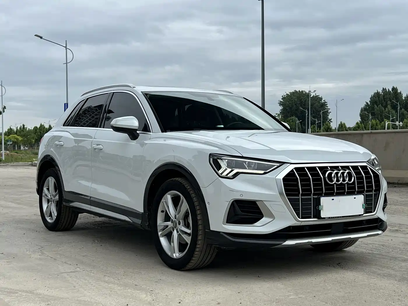 Audi Q3 2021 35 TFSI Fashion Elegance фото 3