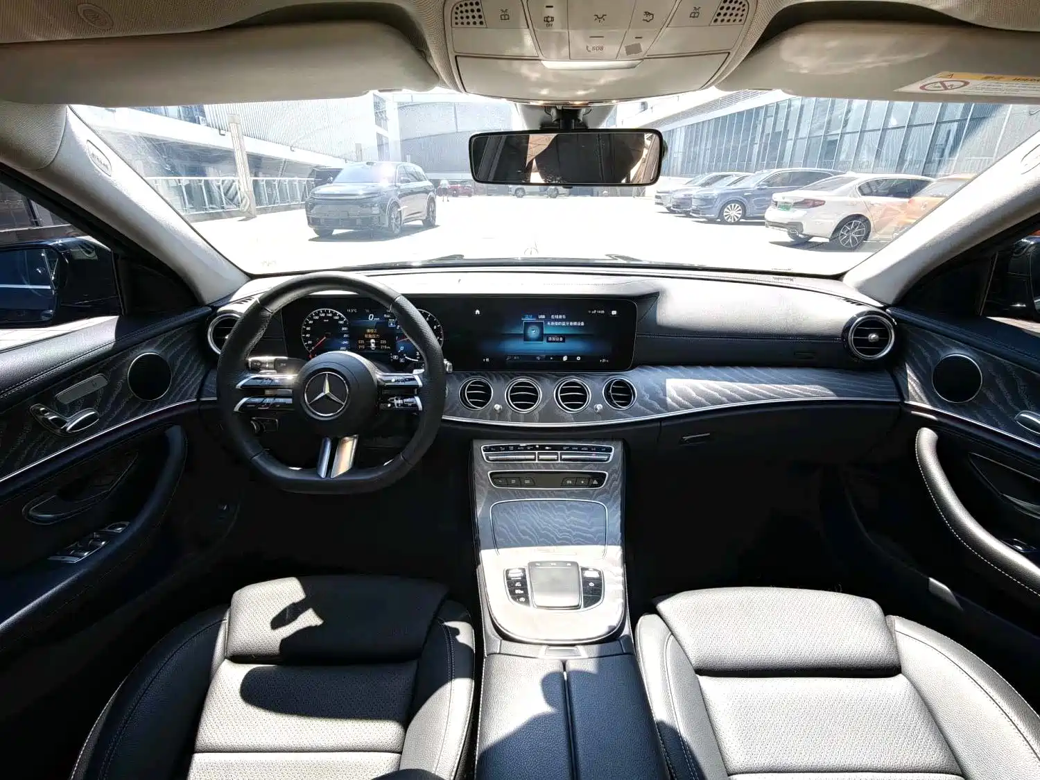 Фото 6 - Mercedes-Benz E-Class