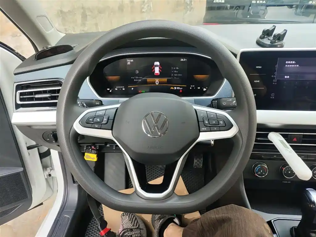 Volkswagen Lavida 2024 Model 1.5L Automatic Delight Edition фото 11