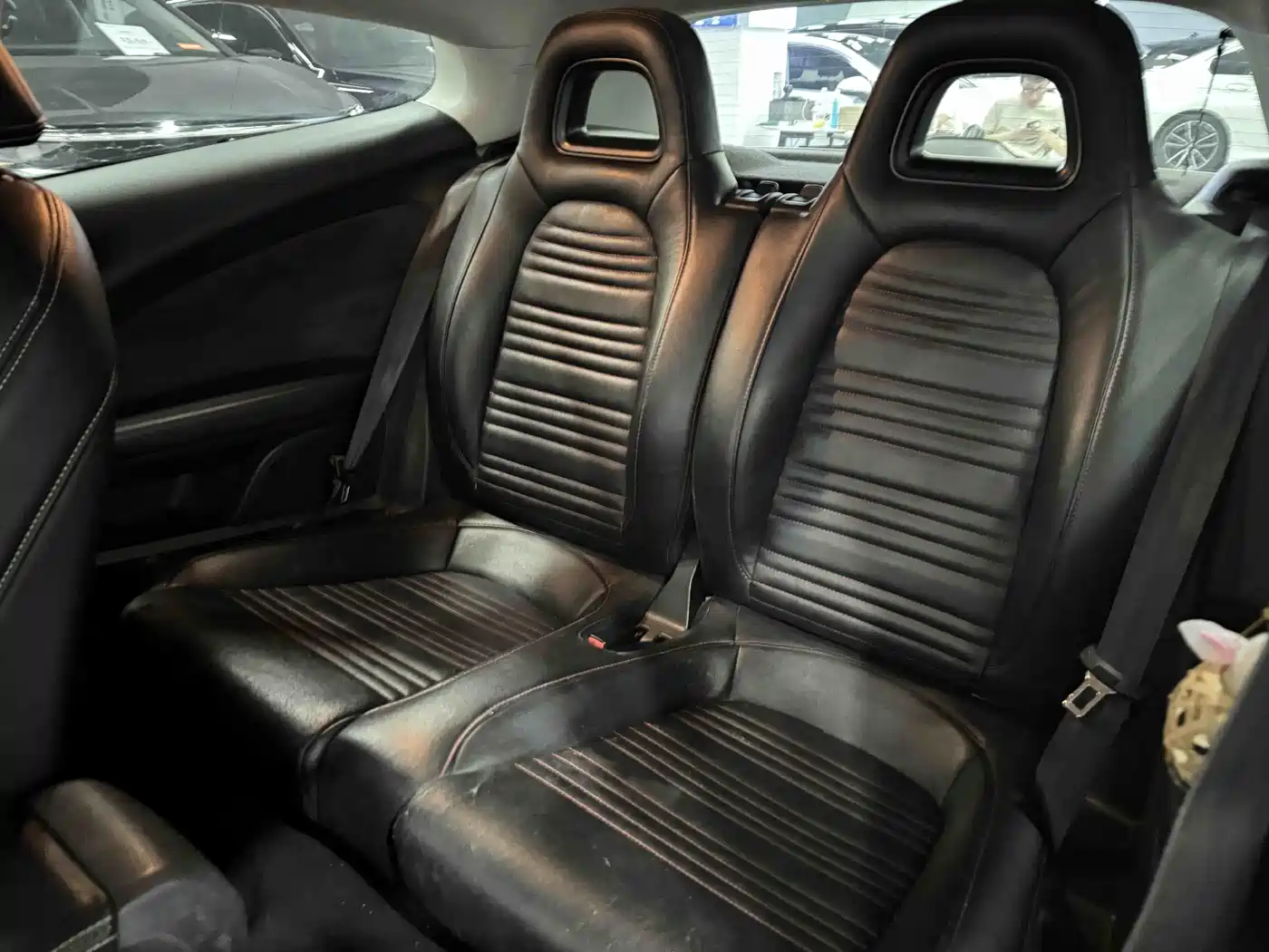 Volkswagen Scirocco 2011 1.4TSI Single Turbo Style Edition фото 5