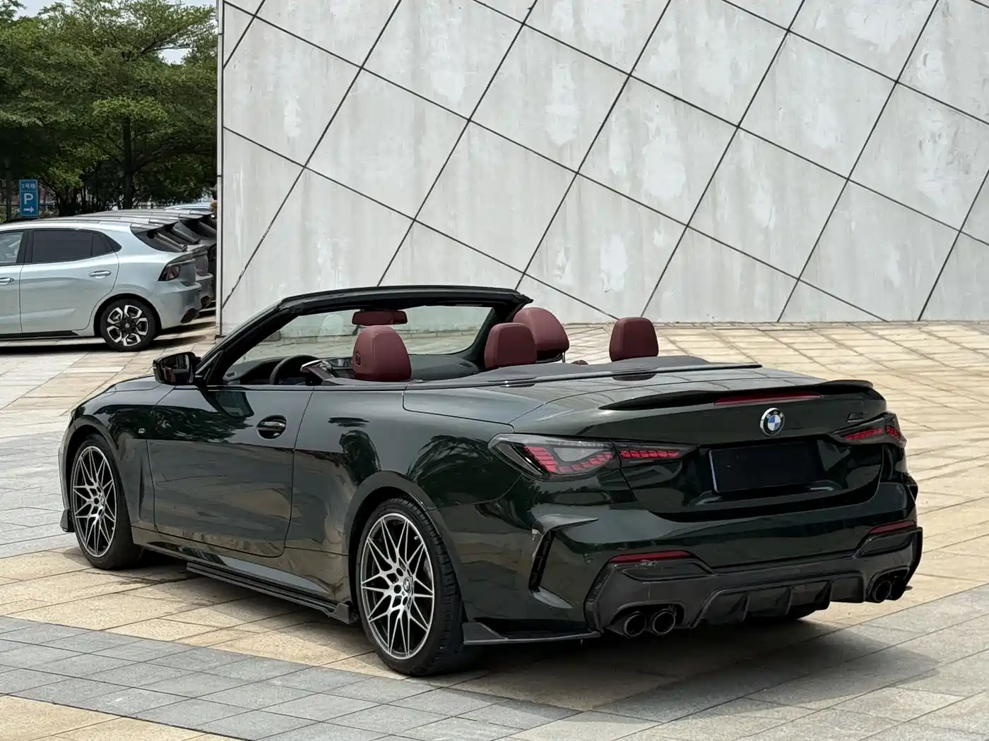 BMW 4 Series 2021 430i Convertible M Sport Shadow Edition фото 14