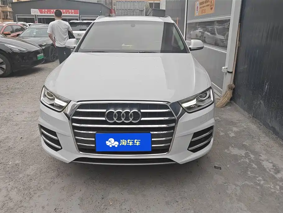 Audi Q3 2017 30 TFSI Fashion фото 2