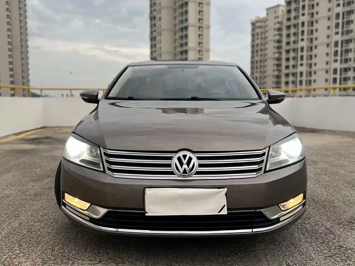 Фото 2 - Volkswagen Magotan
