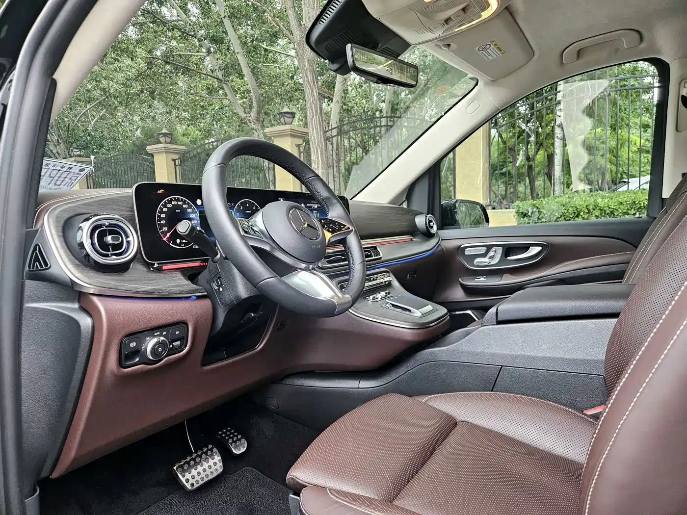 Mercedes-Benz V-Class 2025 2024 V 300 L Long Wheelbase Luxury Edition
