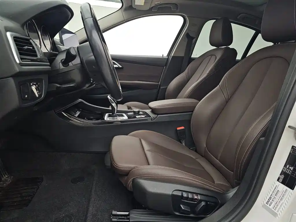 BMW 1 Series 2020 Model 120i M Sport Package фото 7