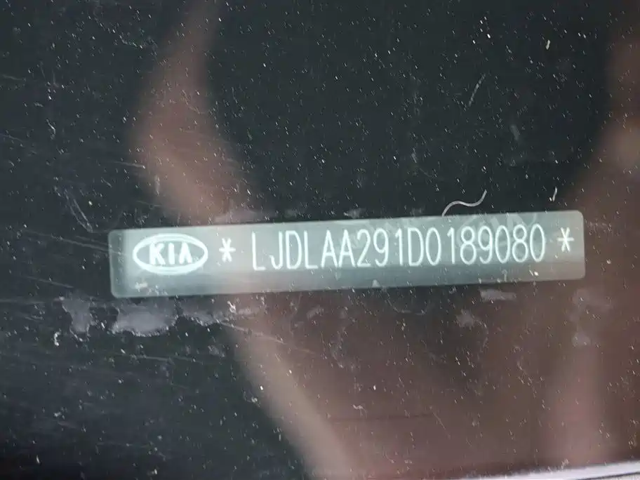 Kia K2 2012 Sedan 1.4L AT GLS Commemorative Edition фото 9