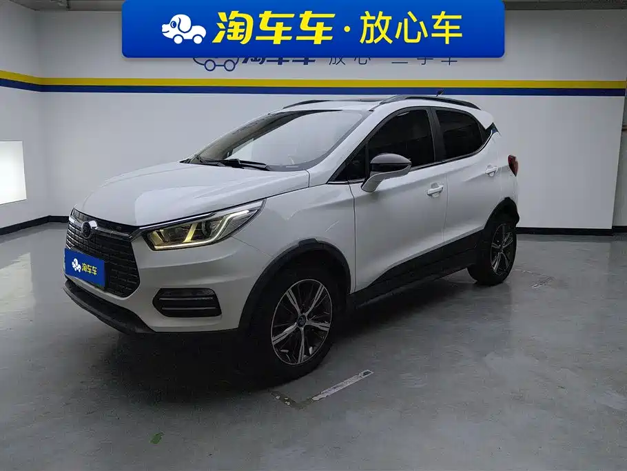 BYD Yuan New Energy 2018 EV360 Smart Connected Cool Edition
