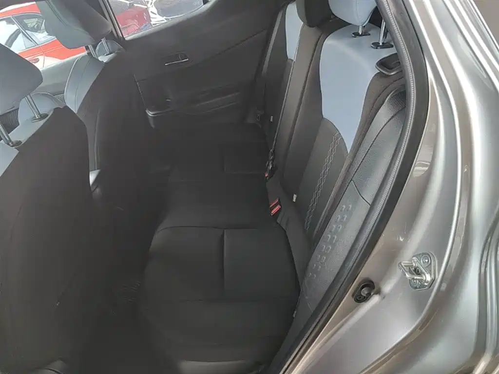 Toyota IZOA 2020 2.0L Yi Xiang CARE фото 17