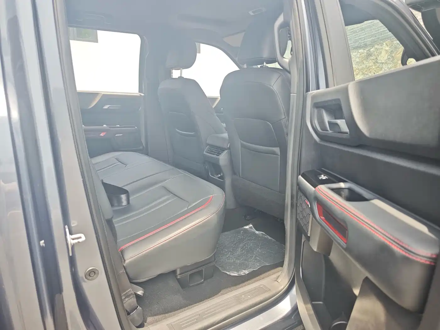 Jiangling Dadao 2023 2024 Explorer 2.3T Diesel Automatic 4WD Unlimited Edition