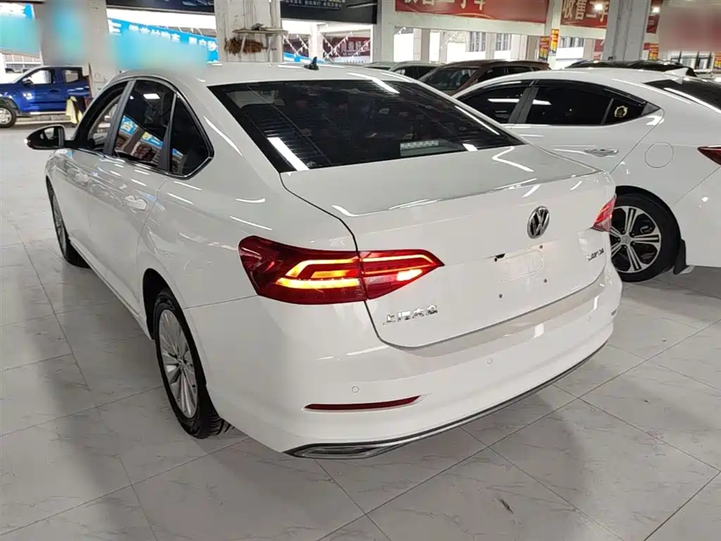 Volkswagen Lavida 2019 1.5L Automatic Comfort Edition China VI фото 5