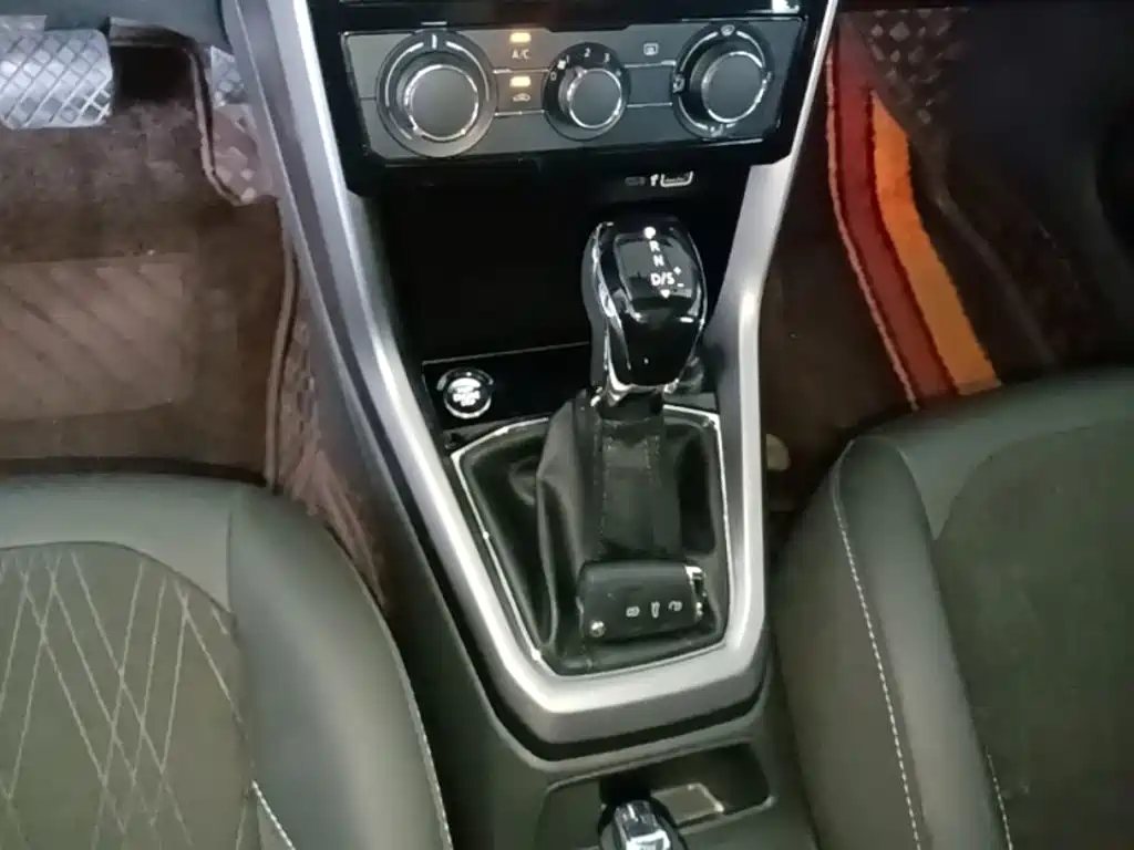 VOLKSWAGEN TU KAI