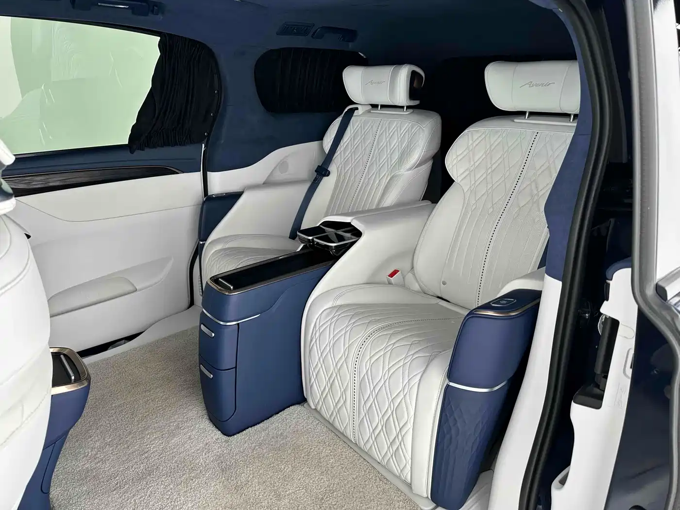 Buick GL8 2021 Avenir Aivia 4-Seater Prestige Edition фото 2