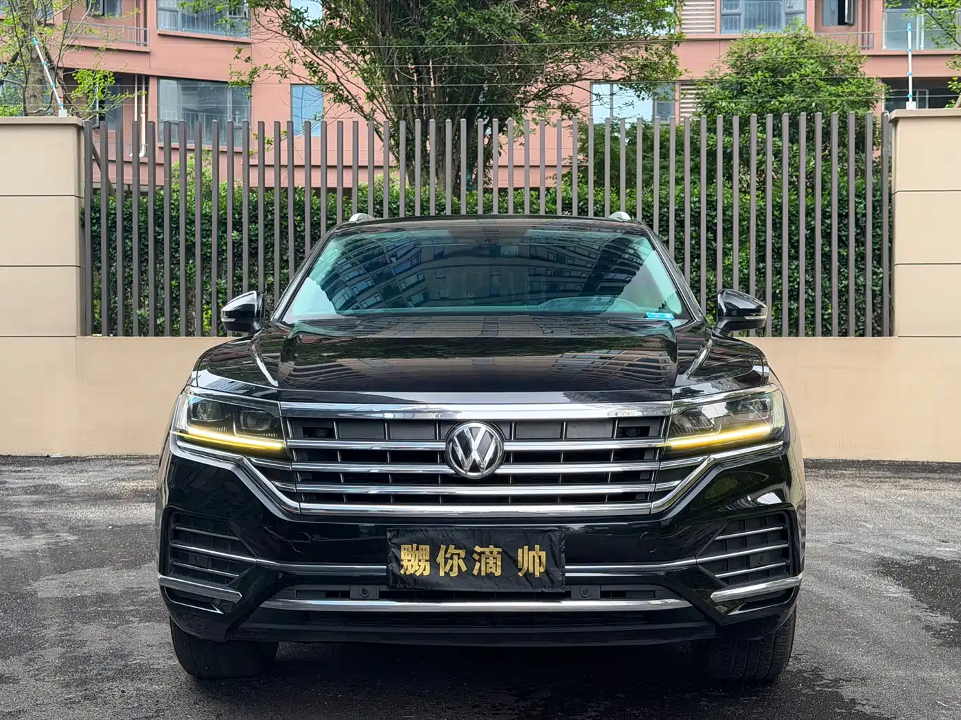 Volkswagen Touareg 2019 2.0TSI Sharp Wing Edition China VI фото 2