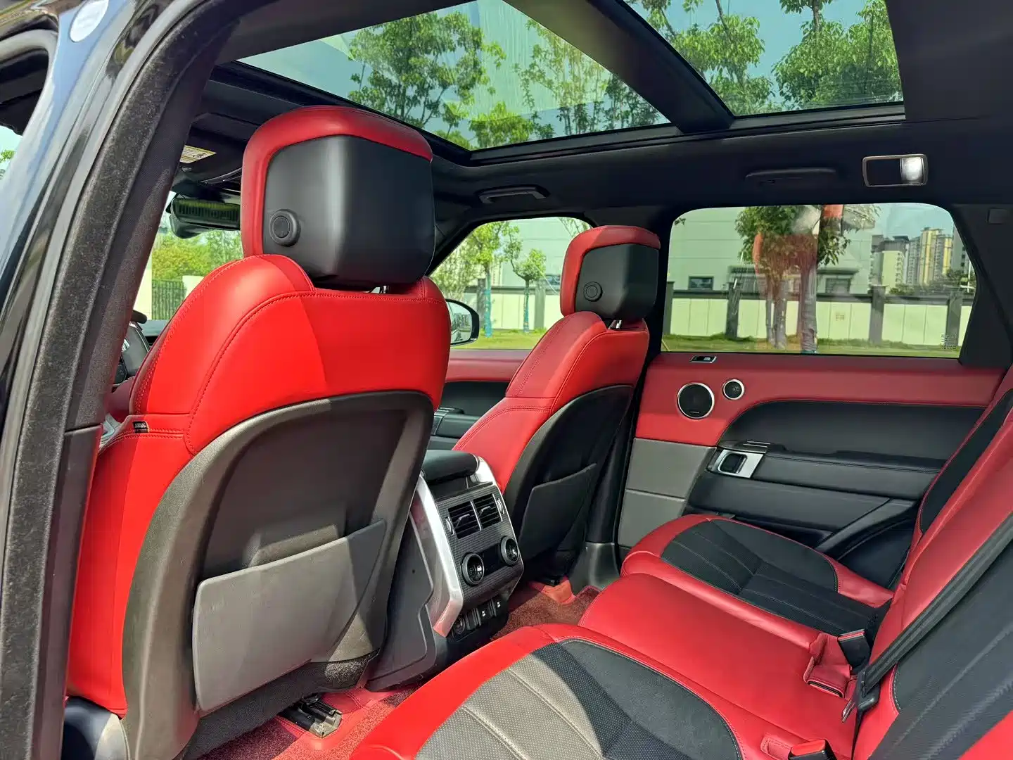 Фото 6 - Land Rover Range Rover Sport