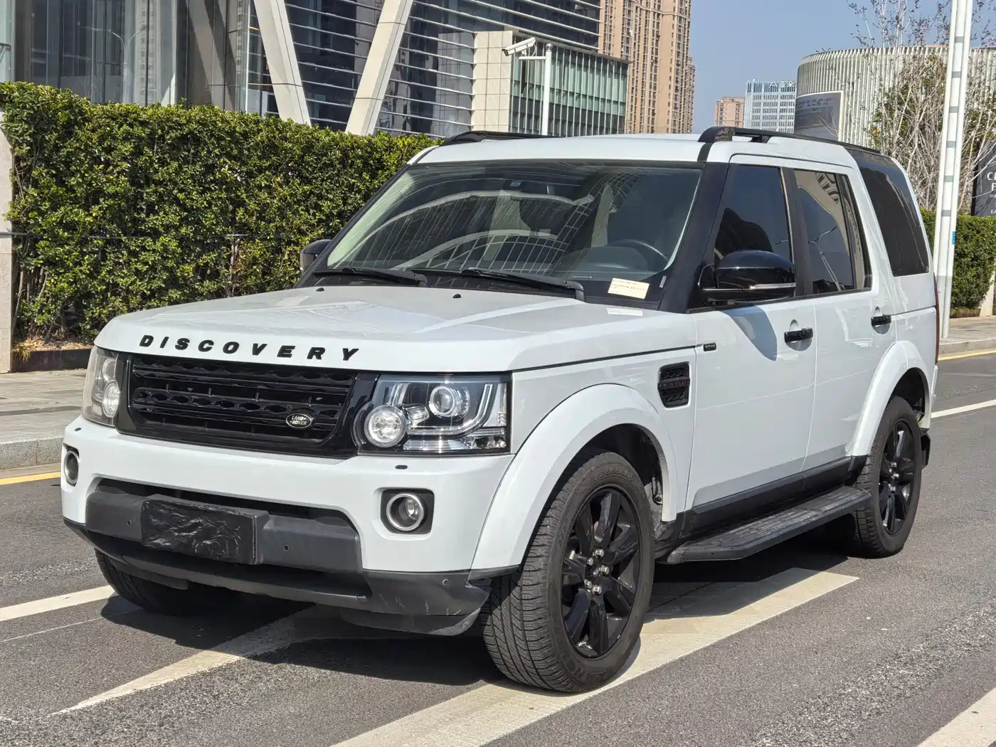 Land Rover Discovery 2015 3.0 SC V6 SE