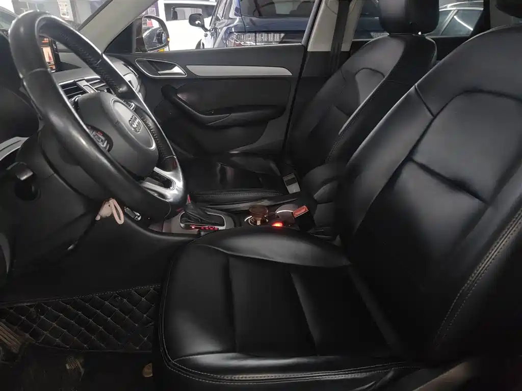 Audi Q3 2015 35 TFSI Progressive фото 14