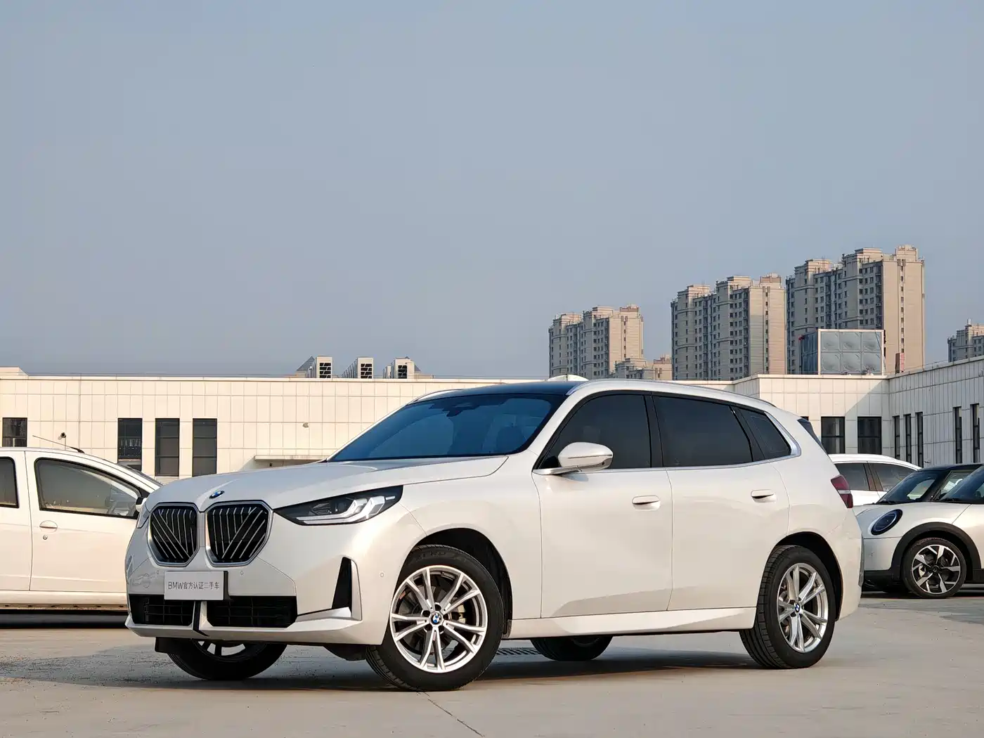 BMW X3 2025 xDrive25L Luxury Package фото 2