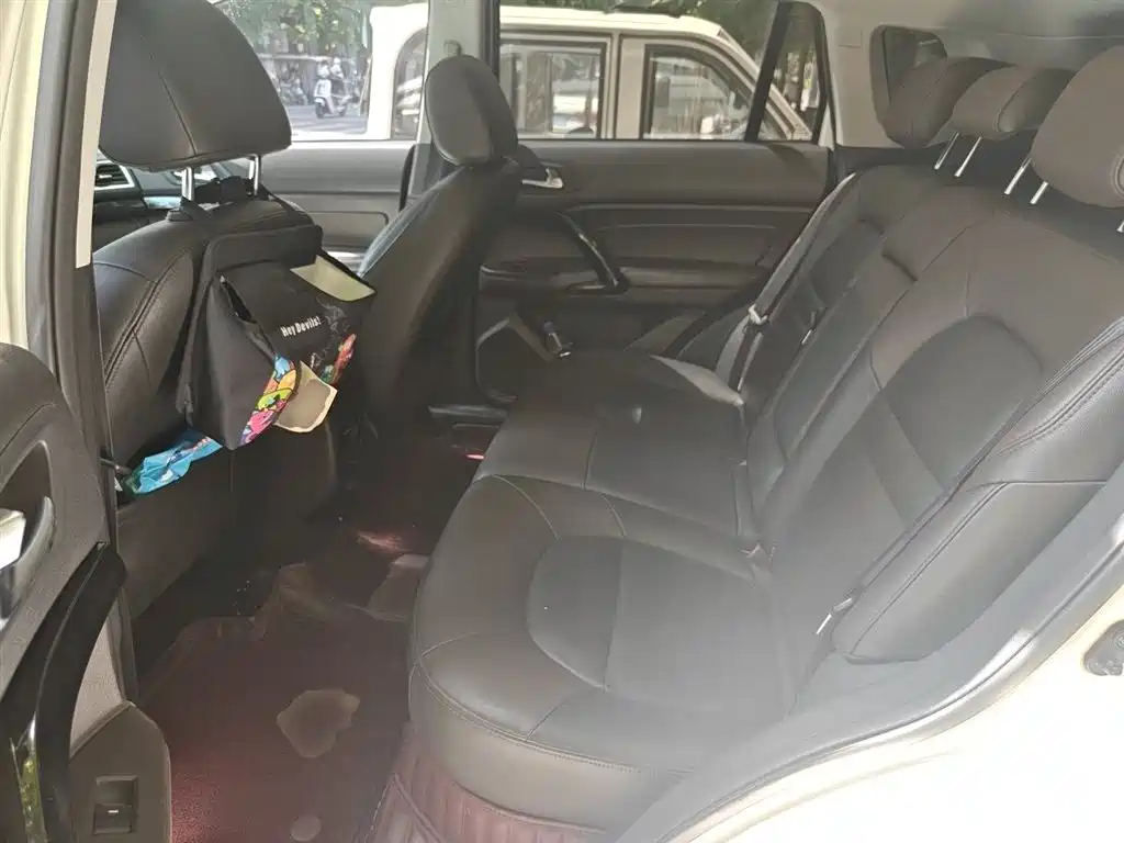GAC Trumpchi Trumpchi GS4 2017 235T Automatic 2WD Luxury Smart Connected Edition фото 15