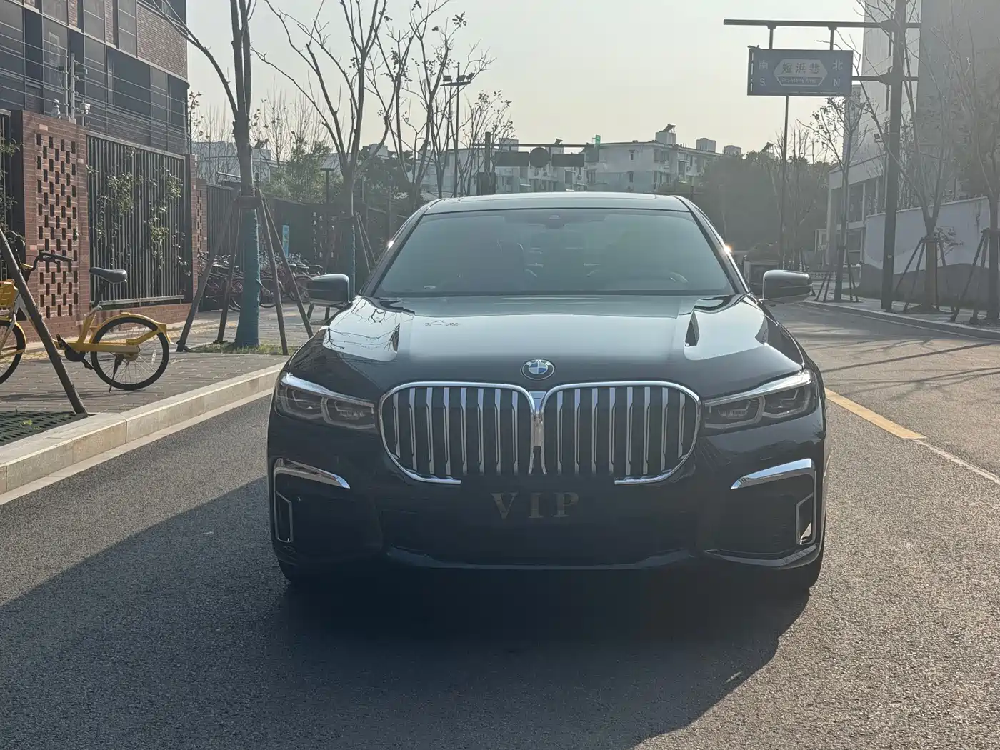 BMW 7 Series 2021 Model 740Li Leading M Sport Package фото 2