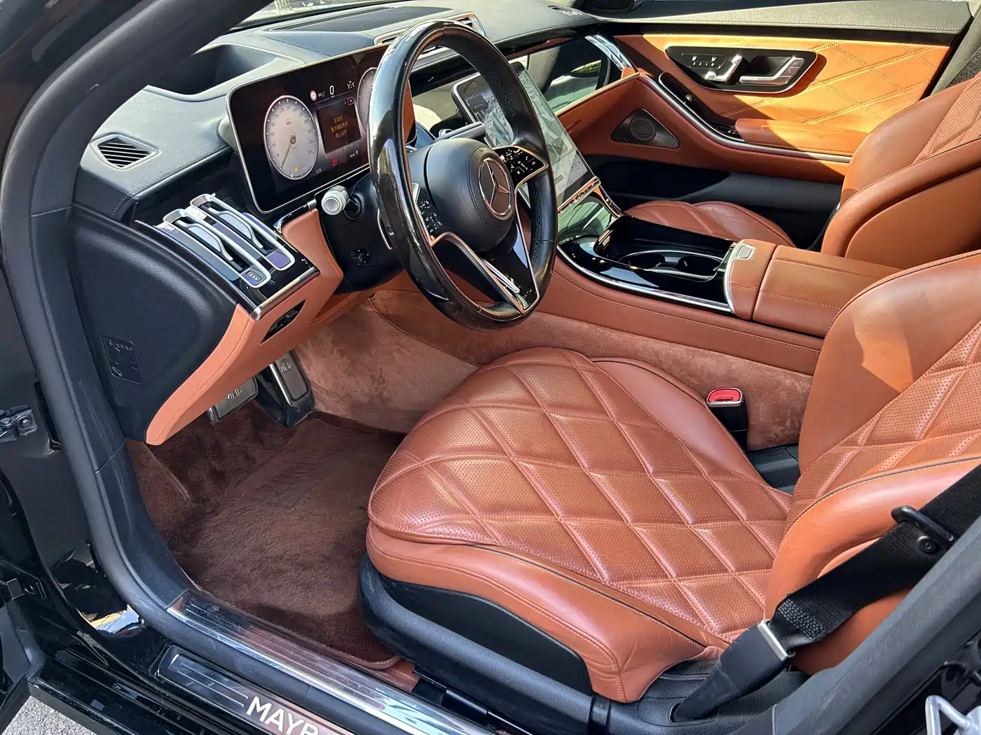 Фото 9 - Mercedes-Benz Maybach S-Class