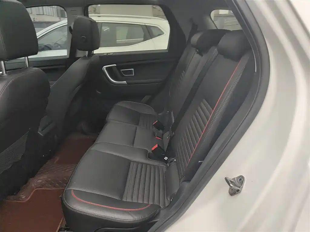 Land Rover Discovery Sport 2019 240PS SE Dynamic Edition China VI фото 13