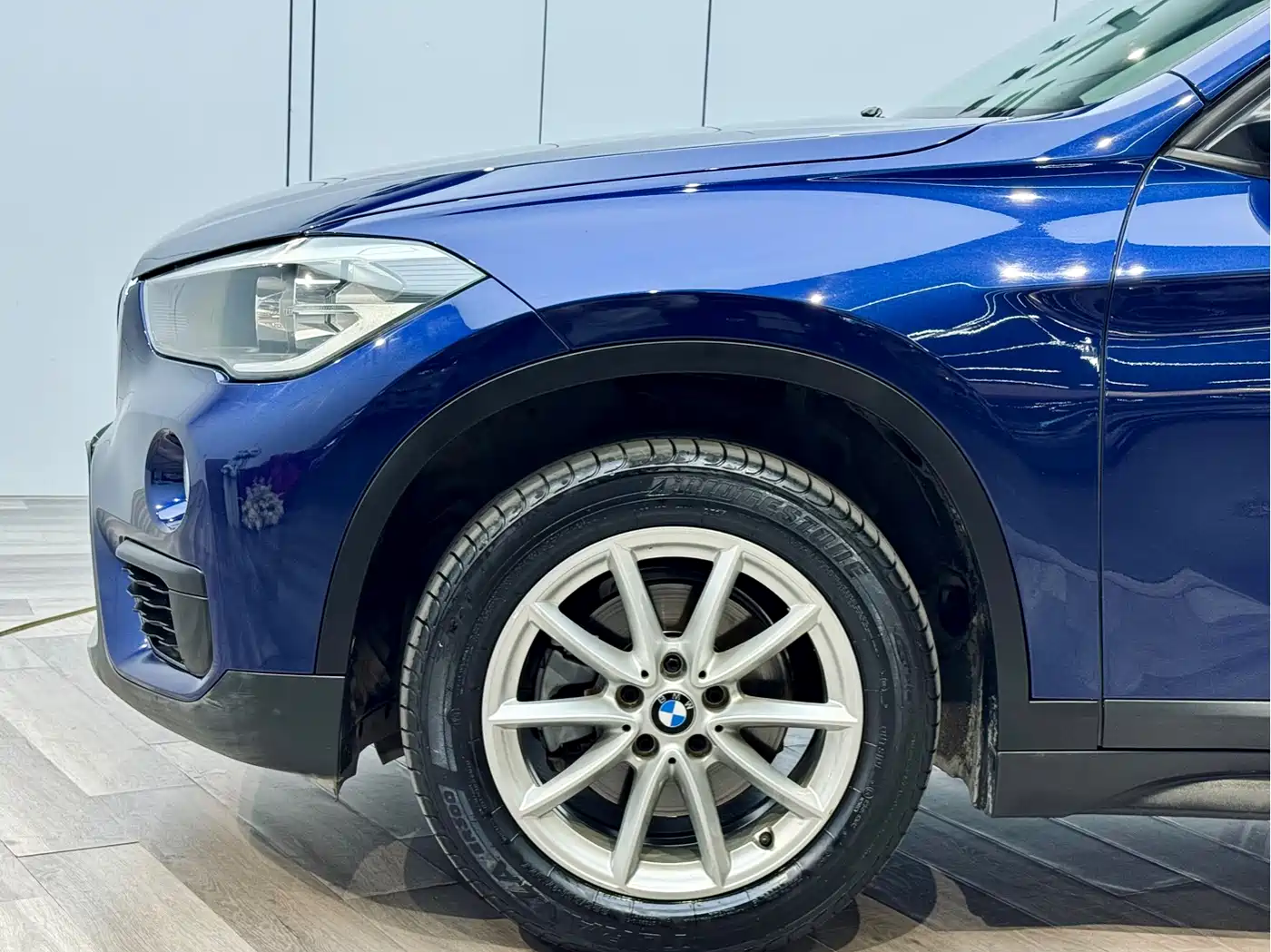 BMW X1 2019 sDrive18Li Fashion Model фото 28