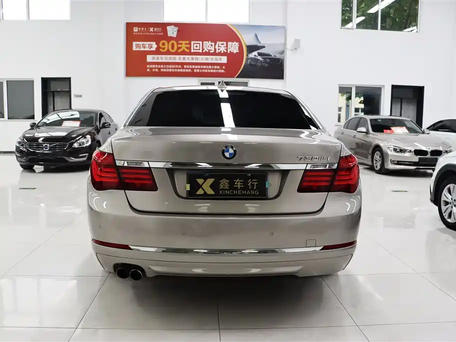 BMW 7 Series 2014 730Li Premium фото 7