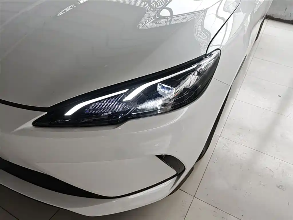 BYD Hai Bao 05 DM-i 2025 DM-i Smart Drive Edition 55KM Luxury фото 24