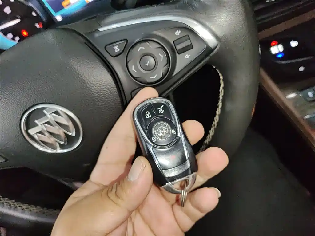 Buick Envision Plus 2017 28T AWD Elite фото 17