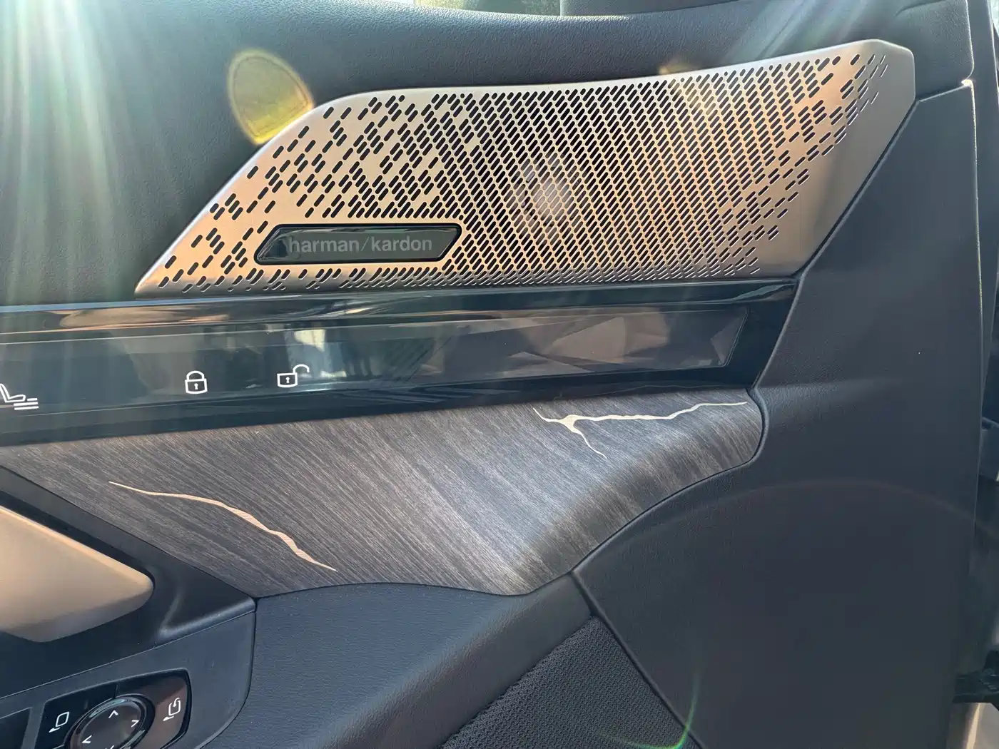 BMW i5 2024 eDrive 35L Premium Luxury Package фото 18