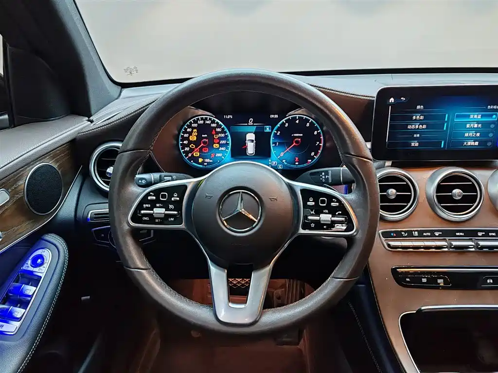 Mercedes-Benz GLC 2020 GLC 260 L 4MATIC Luxury фото 10