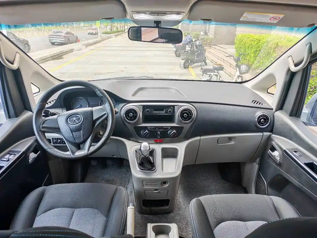 JAC Refine M3 2017 2018 Maker Edition 1.6L Luxury