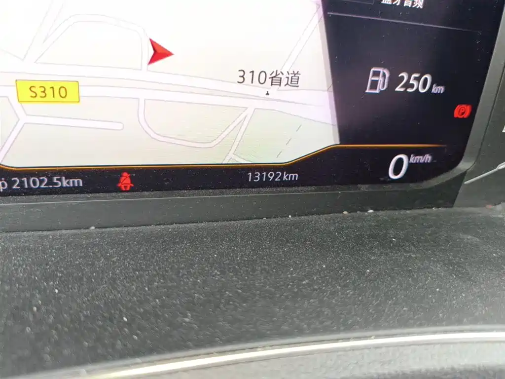 Volkswagen T-ROC 2021 280TSI DSG 2WD Comfort Smart Connect 30th Anniversary Edition фото 9