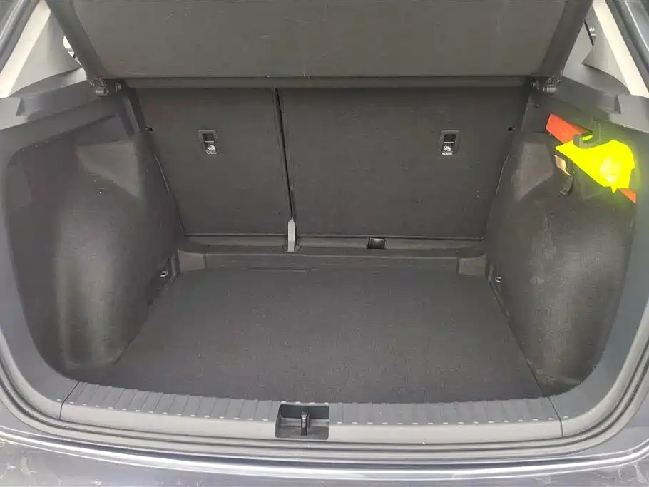 Volkswagen Tharu 2020 280TSI 2WD Comfort Edition China VI фото 4