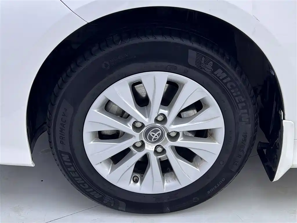 Toyota Corolla 2019 1.2T S-CVT GL Pioneer Edition фото 11
