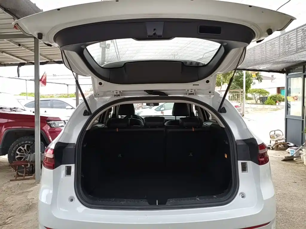 Фото 19 - Haval F7