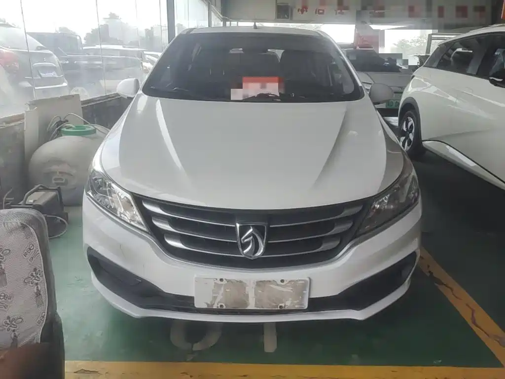 Baojun 310 2017 2016 1.2L Manual Comfort Model