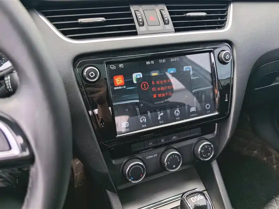 Škoda Octavia 2018 TSI280 DSG Luxury Edition фото 13