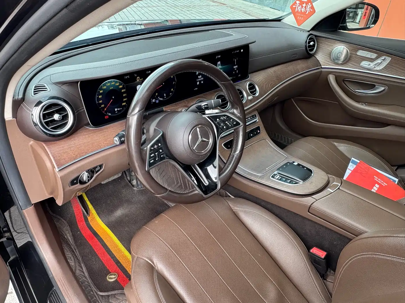 MERCEDES-BENZ E CLASS