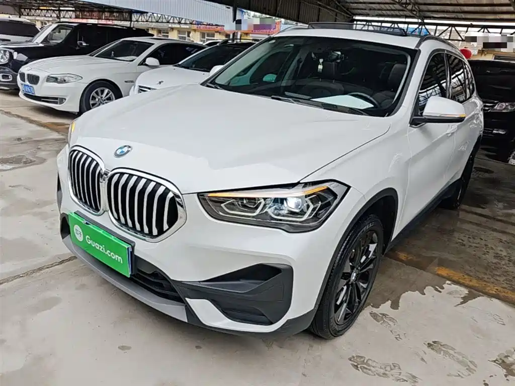 BMW X1 2020 sDrive20Li Fashion Model фото 2