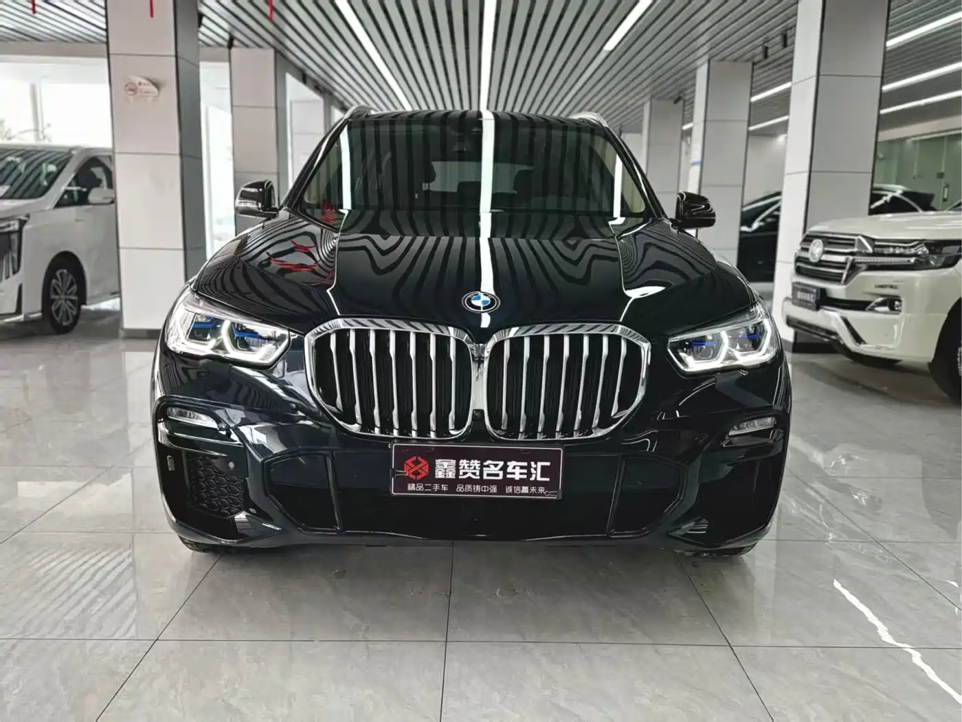 BMW X5 (Import) 2020 xDrive40i M Sport Package фото 3