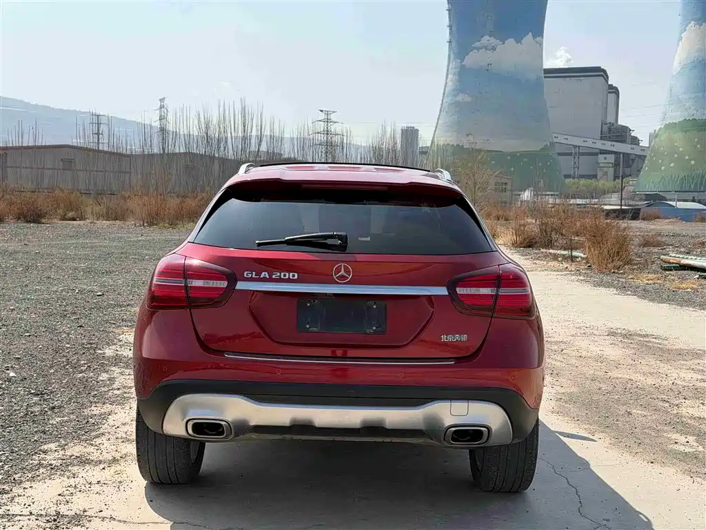 Mercedes-Benz GLA 2018 GLA 200 Dynamic фото 5
