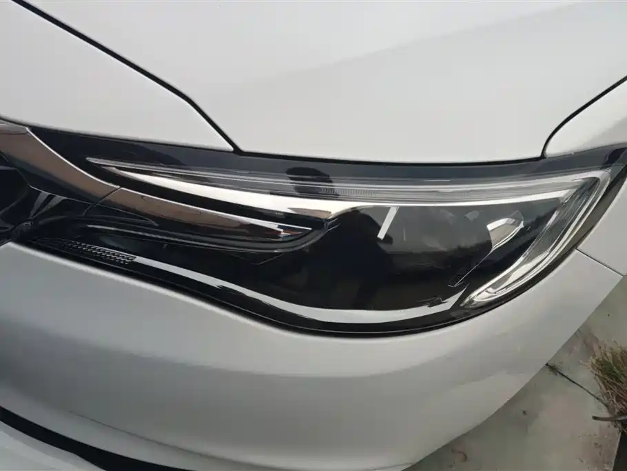 Buick Excelle 2021 Exemplar 1.5L Auto Elite фото 5