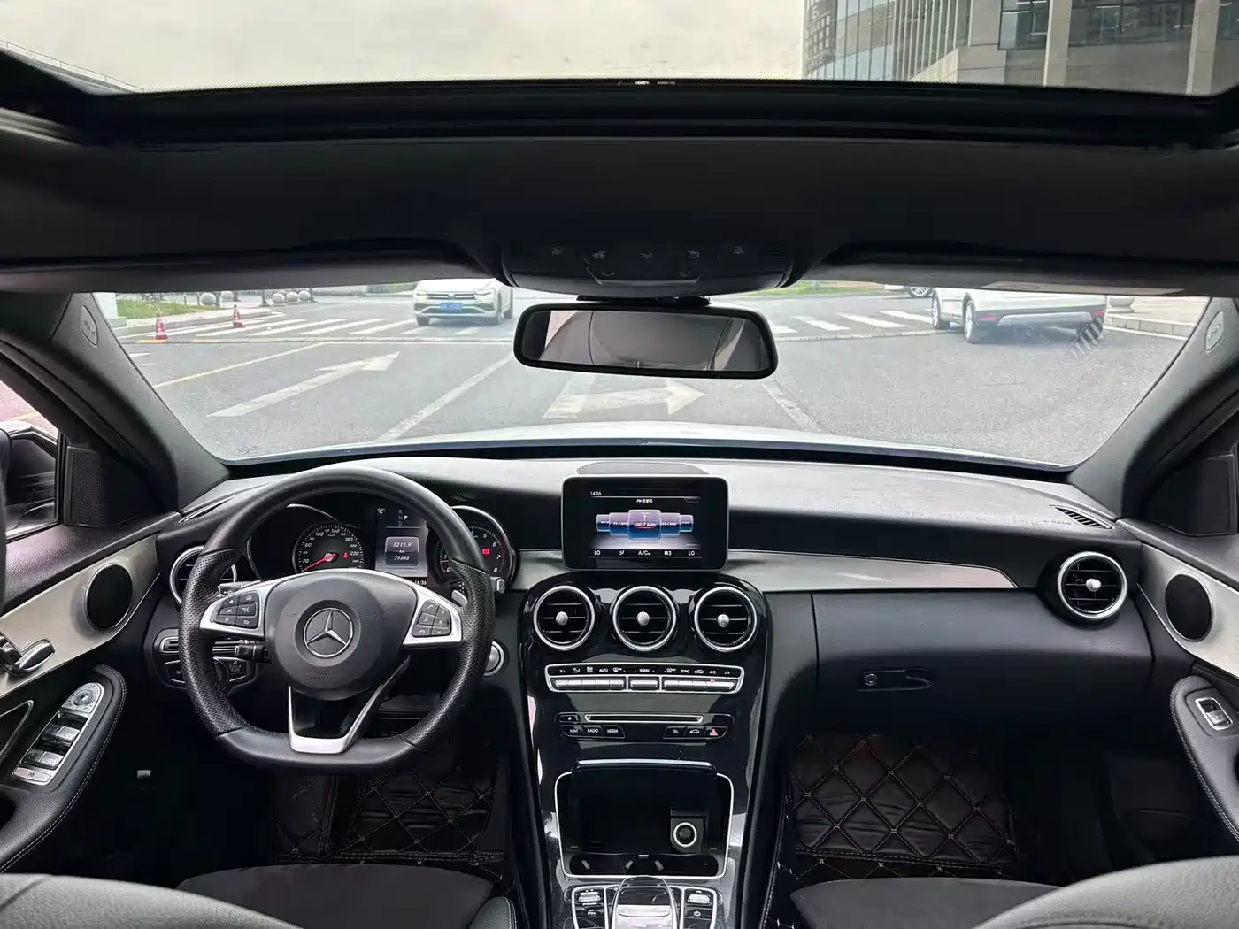 Mercedes-Benz C-Class 2017 Facelift C 200 Sport Edition фото 7