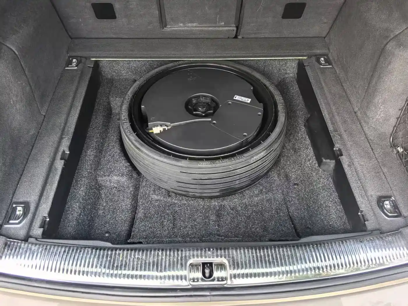 Audi Q5 2011 2.0TFSI Progressive фото 14