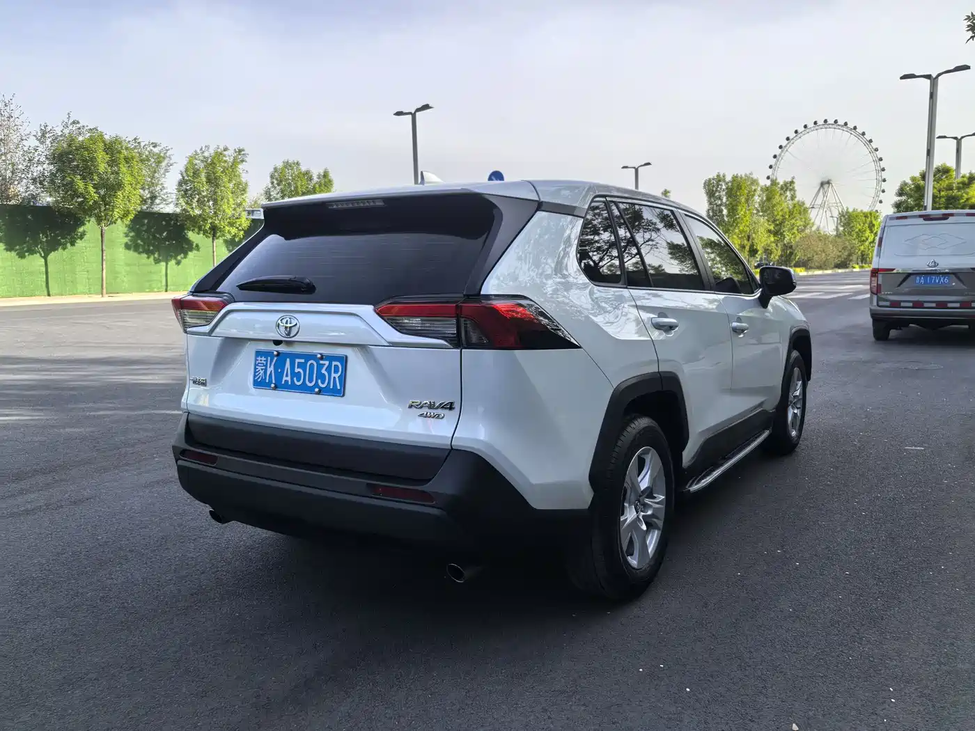 Toyota RAV4 Rongfang 2024 2.0L CVT FWD Urban Edition фото 9