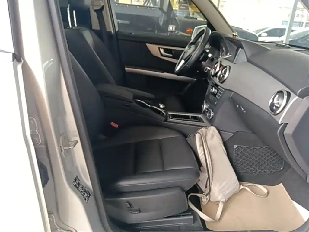 Mercedes-Benz GLK-Class 2013 GLK 300 4MATIC Dynamic Sunroof фото 24